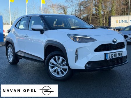 2023 Toyota Yaris Cross Cross Luna 1.5 Hybrid €26,950 thumbnail