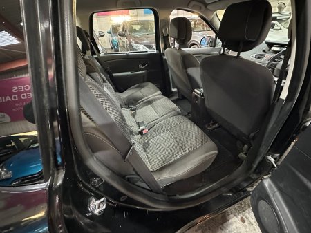 2011 Renault Scenic 1.5 DCI 95 ECO2 DYNAMIQUE €2,888 thumbnail