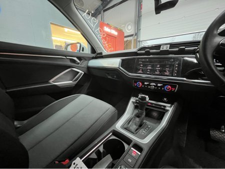 2024 Audi Q3 2024 AUDI Q3 SB 35TDI QUATTRO ADVANCE 2.0 AUTOMATIC / CRUISE CONTROL / 360° PARKING CAMERA / ELECTRIC HEATED SEATS / APPLE CARPLAY thumbnail