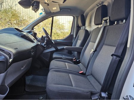 2018 Ford Transit Custom - thumbnail 19