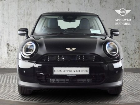2025 MINI Hatch Cooper C 3 Door €39,900 thumbnail