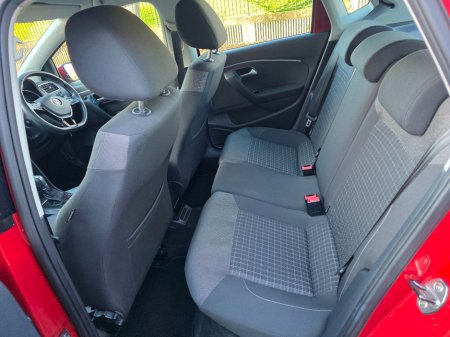 2015 Volkswagen Polo Auto €10,950 thumbnail