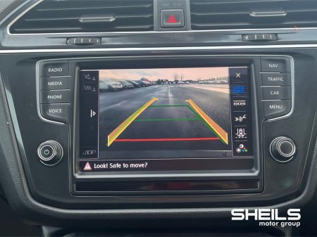 2017 Volkswagen Tiguan - thumbnail 17