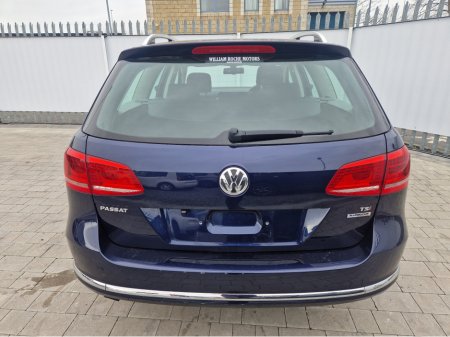 2012 Volkswagen Passat - thumbnail 9