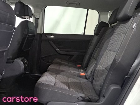 2019 Volkswagen Touran 1.4 TSI €23,880 thumbnail