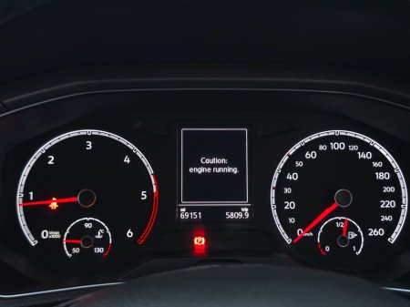 2021 Volkswagen T-Roc 2.0 TDI 115bhp Design €24,950 thumbnail