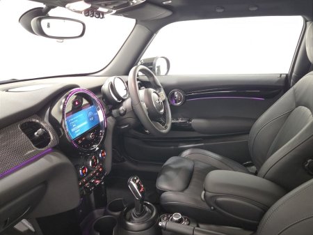 2023 MINI Hatch COOPER Cooper Exclusive Auto thumbnail