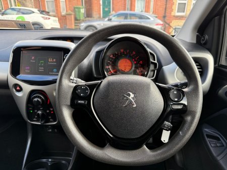 2017 Peugeot 108 - thumbnail 16