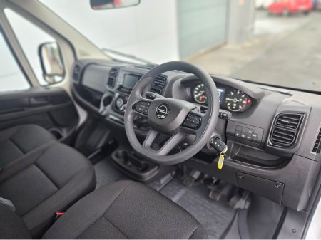 2026 Opel Movano Chassis-cab 2.2 140PS €31,378 thumbnail