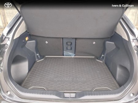 2025 Toyota Yaris Cross - thumbnail 10