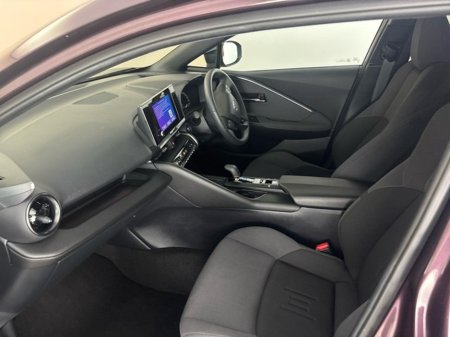 2024 Toyota C-HR - thumbnail 6