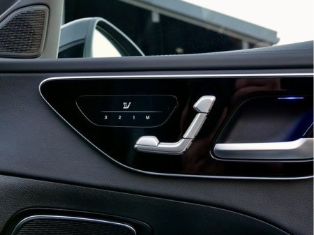 2025 Mercedes-Benz C Class - thumbnail 18