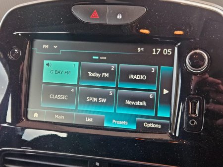 2019 Renault Clio - thumbnail 10