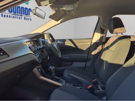2020 Volkswagen Polo 1.0 AUTOMATIC *** ONLY 1,600 MILES FROM NEW **** CRUISE CONTROL ****  202 REG *** €19,950 thumbnail