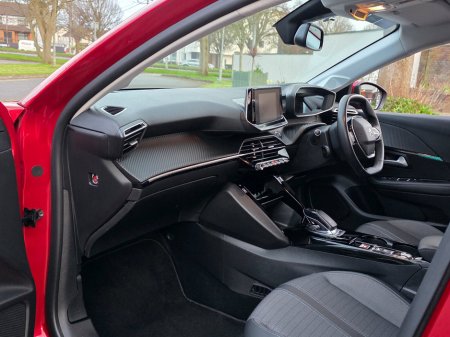 2021 Peugeot 208 - thumbnail 21