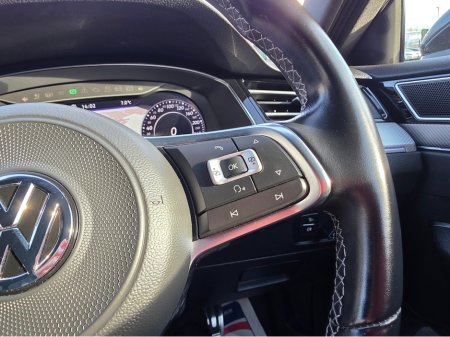 2018 Volkswagen Arteon 2.0 TSI R LINE EDITION 280BHP VIRTUAL DASH FULL LEATHER HEATED ELECTRIC SEATS SAT NAV CARPLAY ANDROID AUTO BLIND SPORT PARKING SENSORS SELF PARKING ASSIST 360 CAMERA €28,500 thumbnail