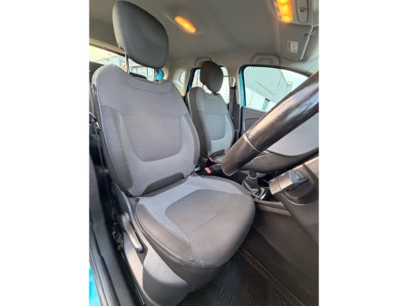 2016 Renault Captur 0.9 DYNAMIQUE TCE NAV 5 5DR €8,950 thumbnail