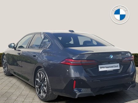 2026 BMW 5 Series - thumbnail 2