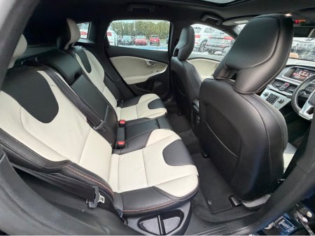 2018 Volvo V40 ** DEPOSIT TAKEN ** CROSS COUNTRY 4WD - 2.0L DIESEL - AUTO - 12M WARRANTY - CAR: 1733 €19,950 thumbnail