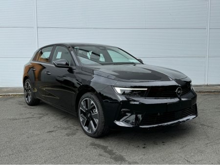 2026 Opel Astra E | SC | 155PS €35,070