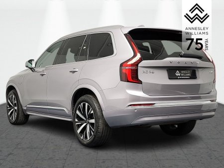 2025 Volvo XC90 - thumbnail 9