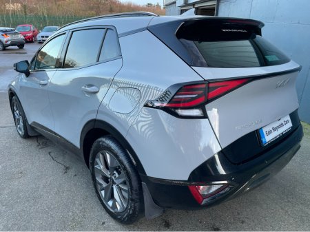 2025 Kia Sportage 251 K3 HEV HYBRID LOW KMS AS NEW EXAMPLE....JUNEW !! €41,995 thumbnail