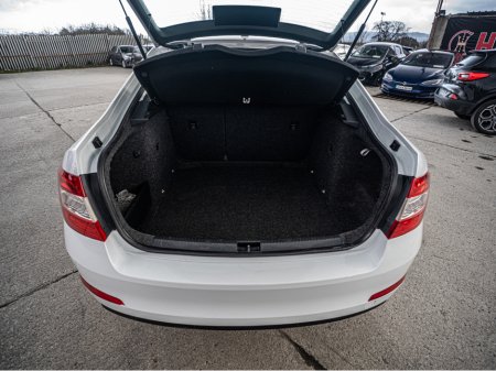 2015 Skoda Octavia - thumbnail 25