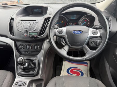 2015 Ford Kuga - thumbnail 11