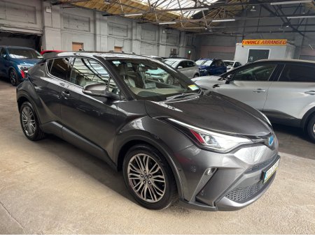 2023 Toyota C-HR HYBRID SOL 4DR AUTO