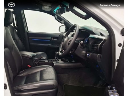 2023 Toyota Hilux HILUX 2.8 INVINCIBLE AUTO thumbnail