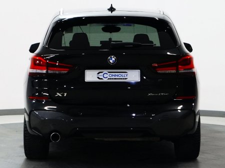 2021 BMW X1 - thumbnail 4