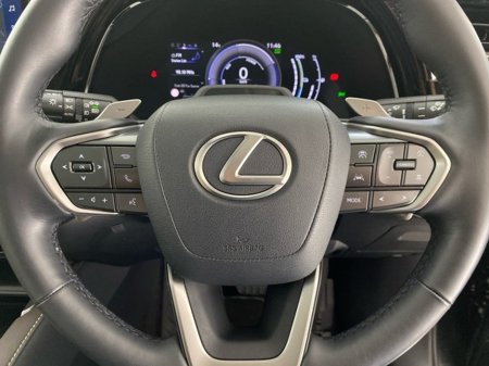 2025 Lexus RX 450h+ Luxury €85,950 thumbnail