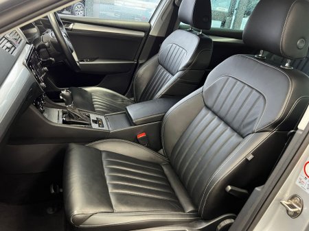 2022 Skoda Superb - thumbnail 13