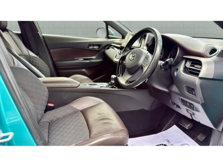 2017 Toyota C-HR - thumbnail 14