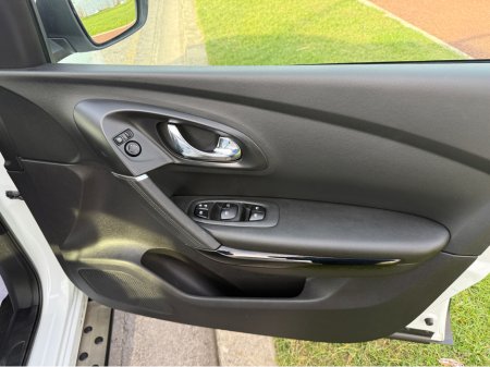 2016 Renault Kadjar - thumbnail 16