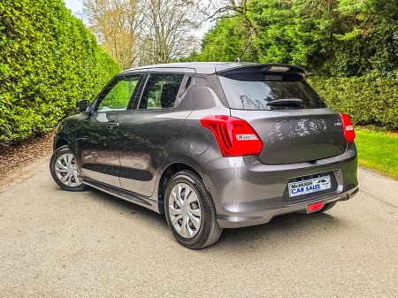 2019 Suzuki Swift - thumbnail 5