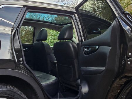 2017 Nissan Qashqai 172 1.5 DCI PREMIUM PANORAMIC ROOF €14,995 thumbnail