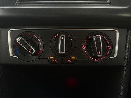 2016 Volkswagen Polo (162 REG ) LEATHER CUSTOM SEATS / LOW ROAD TAX / SIMI DEALER €11,950 thumbnail