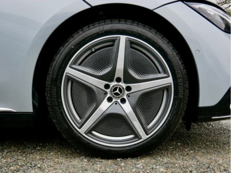 2024 Mercedes-Benz EQE - thumbnail 15