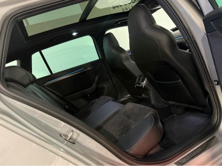 2021 Skoda Superb SPORT 2.0 TDI 150HP 5DR SPORTLINE €33,900 thumbnail