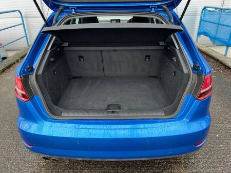 2017 Audi A3 S-LINE PACK 1.4 TFSI // APPLE CARPLAY/ANDROID AUTO // NEW 19" S-LINE ALLOYS // DUAL ZONE CLIMATE CONTROL €18,900 thumbnail