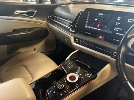 2023 Kia Sportage K4 PHEV MY23 5DR AUTO Finance Available own this car from €124 per week €28,999 thumbnail