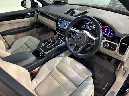2022 Porsche Cayenne - thumbnail 13