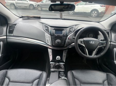 2016 Hyundai i40 EXECUTIVE 4DR thumbnail