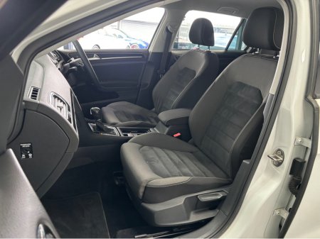 2013 Volkswagen Golf - thumbnail 13