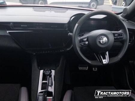 2025 Alfa Romeo Junior SPECIALE TOP SPECIFICATION 54KW 156HP BEV