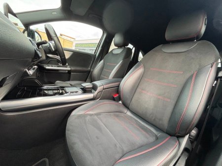 2022 Mercedes-Benz EQA 250+ AMG LINE €29,995 thumbnail