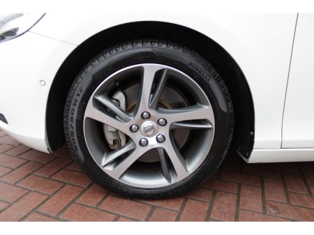 2017 Volvo V40 - thumbnail 22