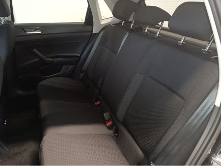 2021 Volkswagen Polo Polo Comfort, 3BA-AWDKL €21,000 thumbnail