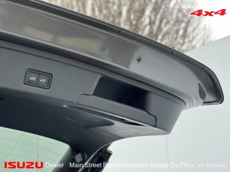 2020 Volkswagen Touareg DESIGN 3.0 TDI €44,900 thumbnail